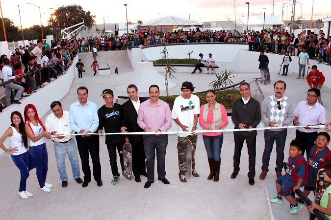 Entregó el MunicipioAgs infraestructura para practicar skateboarding en el Fracc. Pozo Bravo